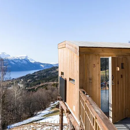 Engeset Trehytter Lodge *