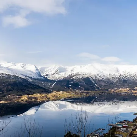 Engeset Trehytter Jaktstuga