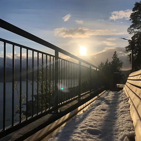 Engeset Trehytter Jaktstuga