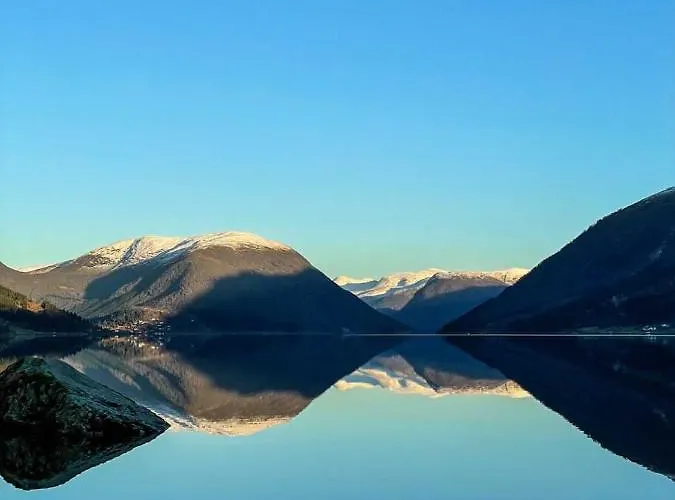 Engeset Trehytter Lodge Vereide