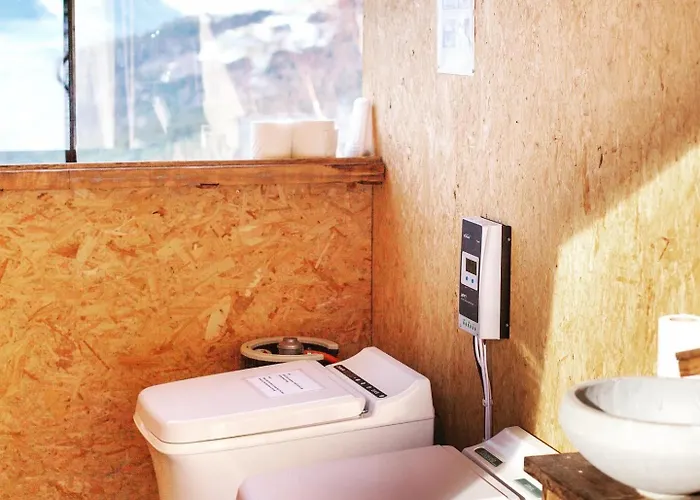 Engeset Trehytter * Vereide